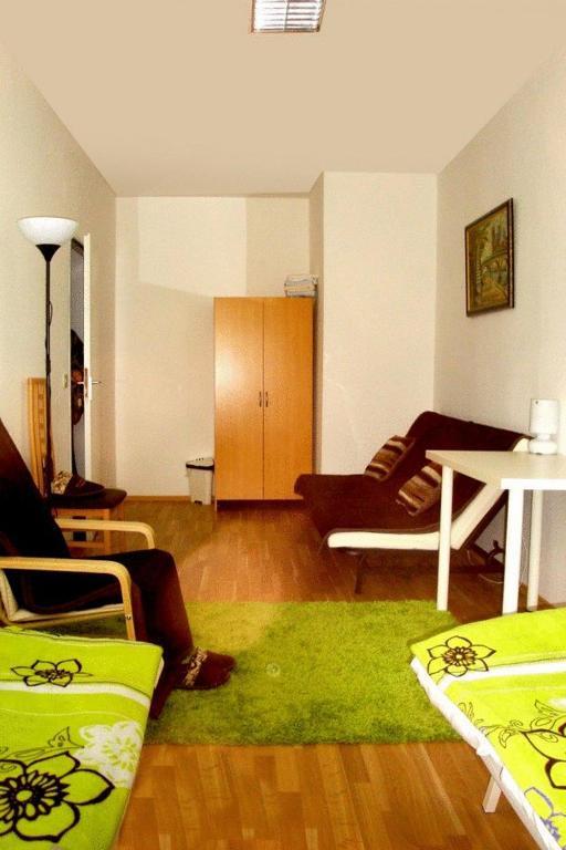 Hotel Komet Düsseldorf Exterior foto